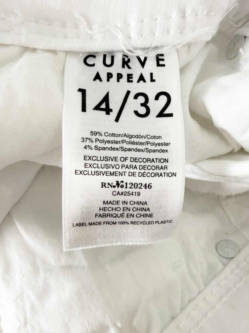 CURVE APPEAL High-Rise Straight-Leg WHITE JEANS NWT 14/32 - Picture 10 of 13